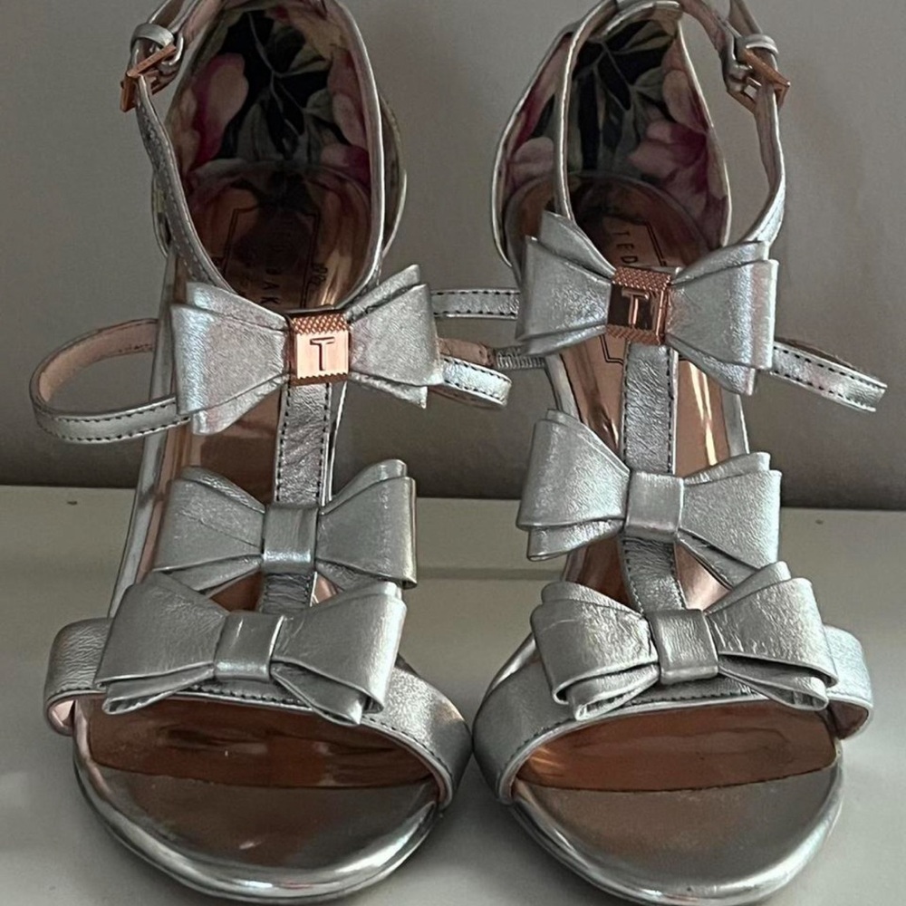 Ted Baker Bow Heels